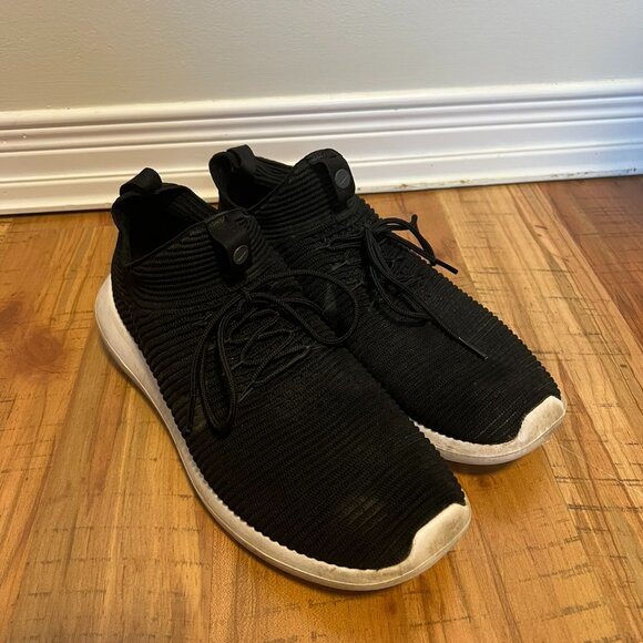 Roshe Two Flyknit V2 Black Anthracite Men's Sneaker - Picture 1 of 12
